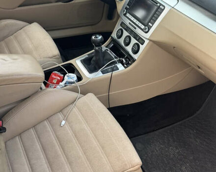 Синий Фольксваген Пассат, объемом двигателя 1.97 л и пробегом 340 тыс. км за 6800 $, фото 11 на Automoto.ua