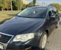Синий Фольксваген Пассат, объемом двигателя 1.6 л и пробегом 300 тыс. км за 6100 $, фото 1 на Automoto.ua