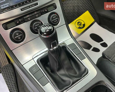 Синий Фольксваген Пассат, объемом двигателя 1.98 л и пробегом 265 тыс. км за 4990 $, фото 12 на Automoto.ua