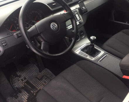 Синий Фольксваген Пассат, объемом двигателя 1.4 л и пробегом 175 тыс. км за 5800 $, фото 27 на Automoto.ua