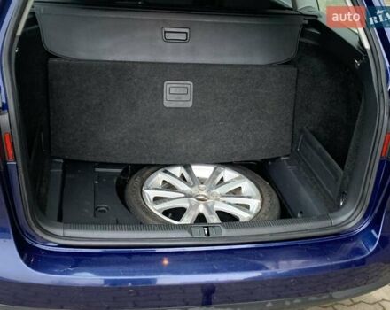 Синий Фольксваген Пассат, объемом двигателя 1.97 л и пробегом 283 тыс. км за 6399 $, фото 12 на Automoto.ua