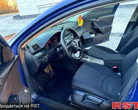 Синій Фольксваген Пассат, об'ємом двигуна 2 л та пробігом 262 тис. км за 5500 $, фото 9 на Automoto.ua