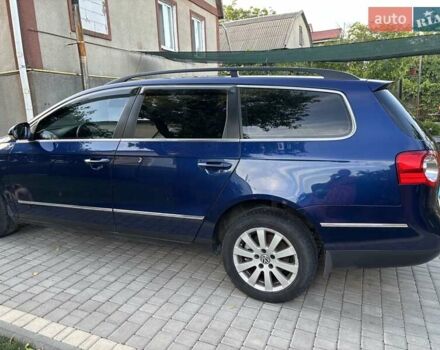 Синий Фольксваген Пассат, объемом двигателя 1.97 л и пробегом 317 тыс. км за 6300 $, фото 6 на Automoto.ua