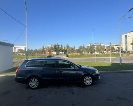 Синий Фольксваген Пассат, объемом двигателя 1.8 л и пробегом 236 тыс. км за 6400 $, фото 6 на Automoto.ua