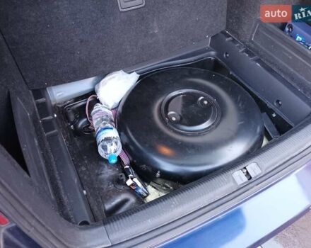 Синий Фольксваген Пассат, объемом двигателя 1.4 л и пробегом 240 тыс. км за 7200 $, фото 4 на Automoto.ua