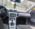 Синий Фольксваген Пассат, объемом двигателя 2 л и пробегом 325 тыс. км за 6200 $, фото 6 на Automoto.ua