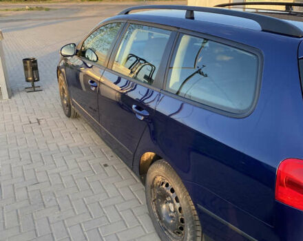 Синий Фольксваген Пассат, объемом двигателя 1.4 л и пробегом 200 тыс. км за 6500 $, фото 2 на Automoto.ua