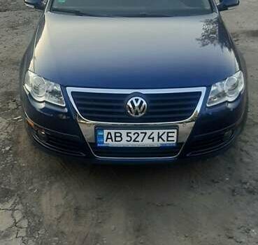 Синий Фольксваген Пассат, объемом двигателя 1.4 л и пробегом 175 тыс. км за 5800 $, фото 1 на Automoto.ua