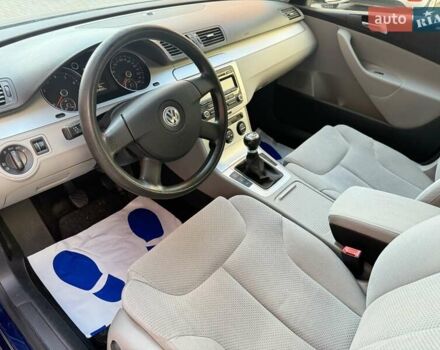 Синий Фольксваген Пассат, объемом двигателя 1.4 л и пробегом 348 тыс. км за 6800 $, фото 13 на Automoto.ua