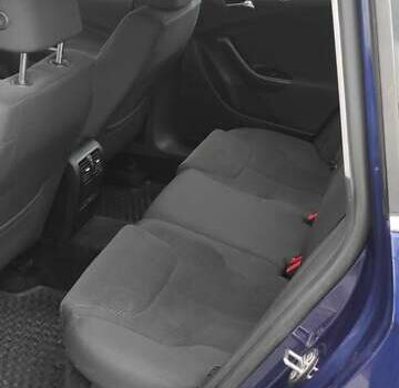 Синий Фольксваген Пассат, объемом двигателя 1.4 л и пробегом 173 тыс. км за 5800 $, фото 19 на Automoto.ua