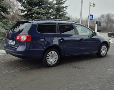 Синий Фольксваген Пассат, объемом двигателя 1.8 л и пробегом 238 тыс. км за 4950 $, фото 3 на Automoto.ua