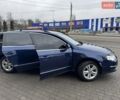 Синий Фольксваген Пассат, объемом двигателя 1.8 л и пробегом 200 тыс. км за 5500 $, фото 1 на Automoto.ua