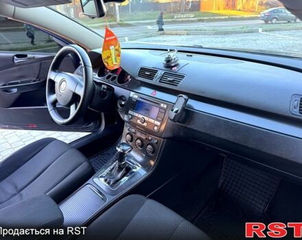 Синій Фольксваген Пассат, об'ємом двигуна 2 л та пробігом 262 тис. км за 5500 $, фото 10 на Automoto.ua