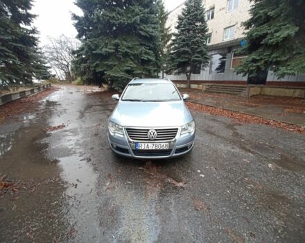 Синий Фольксваген Пассат, объемом двигателя 2 л и пробегом 300 тыс. км за 2450 $, фото 7 на Automoto.ua