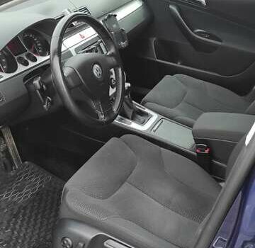 Синий Фольксваген Пассат, объемом двигателя 1.4 л и пробегом 173 тыс. км за 5800 $, фото 14 на Automoto.ua