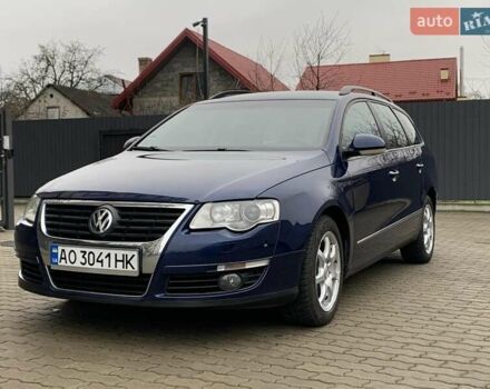 Синий Фольксваген Пассат, объемом двигателя 1.97 л и пробегом 283 тыс. км за 6399 $, фото 3 на Automoto.ua