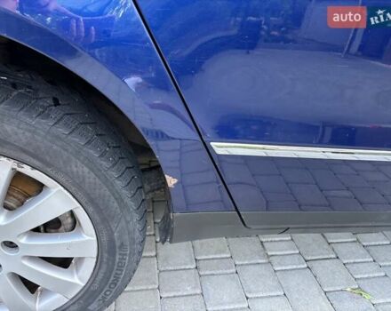 Синий Фольксваген Пассат, объемом двигателя 1.97 л и пробегом 317 тыс. км за 6300 $, фото 8 на Automoto.ua