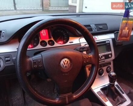 Синій Фольксваген Пассат, об'ємом двигуна 1.9 л та пробігом 380 тис. км за 2600 $, фото 5 на Automoto.ua