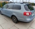 Синий Фольксваген Пассат, объемом двигателя 2 л и пробегом 325 тыс. км за 6200 $, фото 3 на Automoto.ua