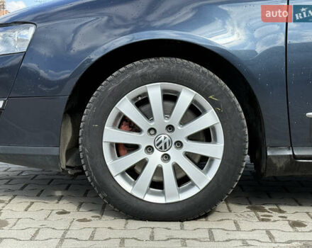 Фольксваген Пассат 2008 в Львове на Automoto.ua Синий Фольксваген Пассат, объемом двигателя 1.9 л и пробегом 310 тыс. км за 5500 $, фото 7 на Automoto.ua