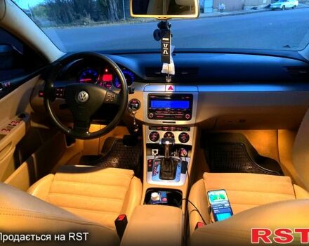 Синій Фольксваген Пассат, об'ємом двигуна 2 л та пробігом 330 тис. км за 5200 $, фото 9 на Automoto.ua