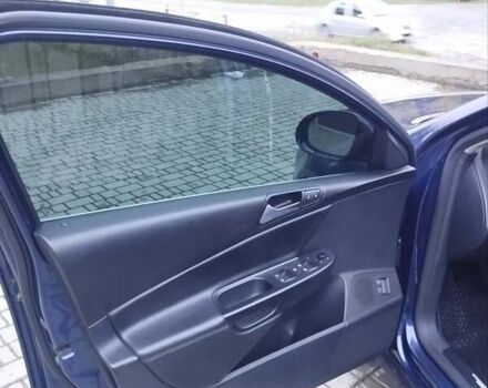 Синий Фольксваген Пассат, объемом двигателя 1.97 л и пробегом 351 тыс. км за 6600 $, фото 6 на Automoto.ua