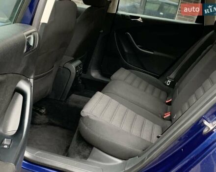 Синий Фольксваген Пассат, объемом двигателя 1.97 л и пробегом 283 тыс. км за 6399 $, фото 10 на Automoto.ua