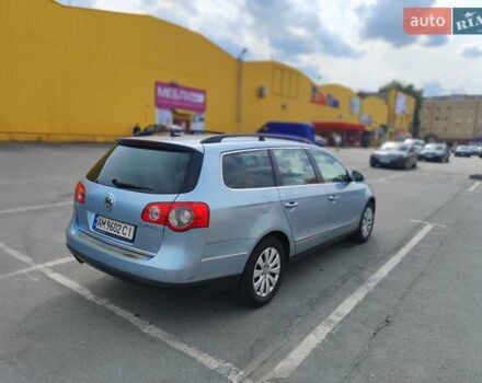 Синий Фольксваген Пассат, объемом двигателя 2 л и пробегом 217 тыс. км за 7100 $, фото 4 на Automoto.ua