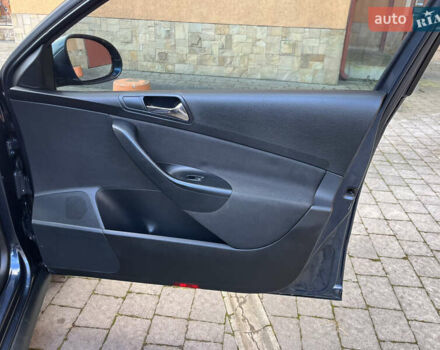 Синій Фольксваген Пассат, об'ємом двигуна 1.9 л та пробігом 270 тис. км за 6850 $, фото 21 на Automoto.ua