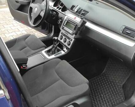 Синий Фольксваген Пассат, объемом двигателя 1.4 л и пробегом 173 тыс. км за 5800 $, фото 21 на Automoto.ua