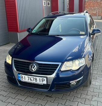 Синій Фольксваген Пассат, об'ємом двигуна 2 л та пробігом 299 тис. км за 9050 $, фото 19 на Automoto.ua