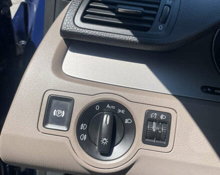 Синий Фольксваген Пассат, объемом двигателя 1.97 л и пробегом 197 тыс. км за 7750 $, фото 25 на Automoto.ua