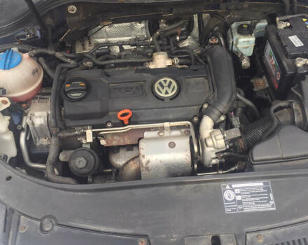 Синий Фольксваген Пассат, объемом двигателя 1.4 л и пробегом 175 тыс. км за 5800 $, фото 22 на Automoto.ua