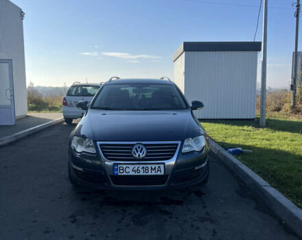 Синий Фольксваген Пассат, объемом двигателя 1.8 л и пробегом 236 тыс. км за 6400 $, фото 3 на Automoto.ua
