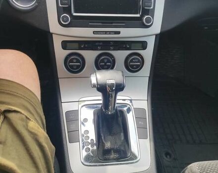 Синий Фольксваген Пассат, объемом двигателя 2 л и пробегом 217 тыс. км за 7100 $, фото 15 на Automoto.ua