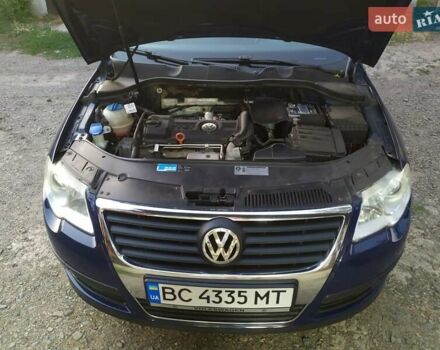 Синий Фольксваген Пассат, объемом двигателя 1.4 л и пробегом 263 тыс. км за 5600 $, фото 11 на Automoto.ua