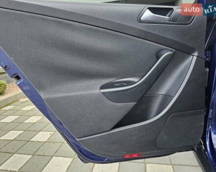 Синій Фольксваген Пассат, об'ємом двигуна 1.97 л та пробігом 320 тис. км за 6999 $, фото 108 на Automoto.ua