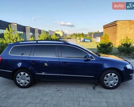 Синий Фольксваген Пассат, объемом двигателя 1.4 л и пробегом 240 тыс. км за 6000 $, фото 5 на Automoto.ua