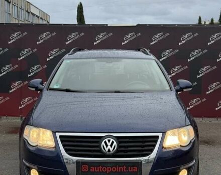 Синий Фольксваген Пассат, объемом двигателя 1.4 л и пробегом 247 тыс. км за 7800 $, фото 1 на Automoto.ua