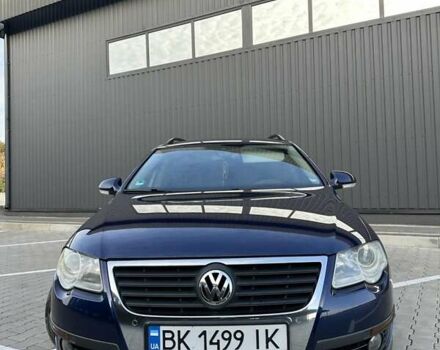 Синій Фольксваген Пассат, об'ємом двигуна 1.6 л та пробігом 271 тис. км за 7600 $, фото 5 на Automoto.ua
