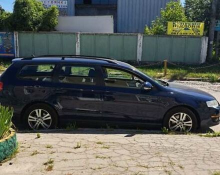 Синий Фольксваген Пассат, объемом двигателя 1.39 л и пробегом 187 тыс. км за 7500 $, фото 7 на Automoto.ua