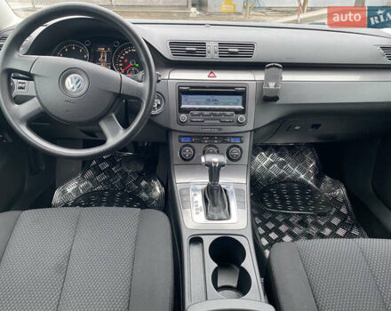 Синий Фольксваген Пассат, объемом двигателя 1.4 л и пробегом 141 тыс. км за 7150 $, фото 23 на Automoto.ua