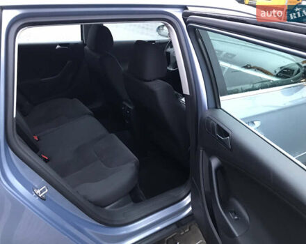 Синій Фольксваген Пассат, об'ємом двигуна 1.8 л та пробігом 167 тис. км за 7500 $, фото 15 на Automoto.ua
