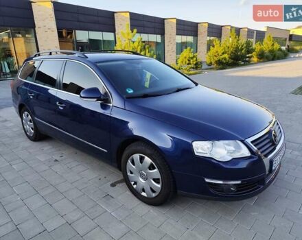 Синий Фольксваген Пассат, объемом двигателя 1.4 л и пробегом 240 тыс. км за 6000 $, фото 1 на Automoto.ua