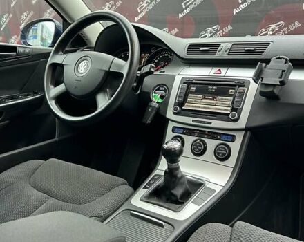 Синій Фольксваген Пассат, об'ємом двигуна 1.4 л та пробігом 248 тис. км за 6950 $, фото 30 на Automoto.ua