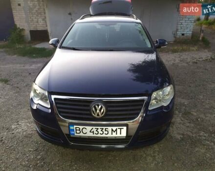 Синий Фольксваген Пассат, объемом двигателя 1.4 л и пробегом 263 тыс. км за 5600 $, фото 10 на Automoto.ua