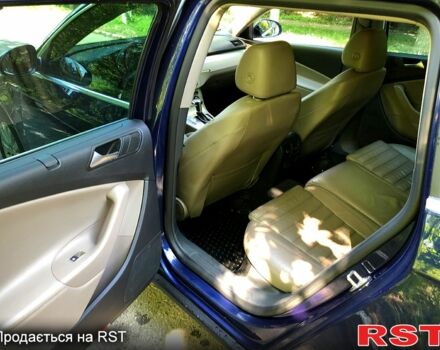 Синий Фольксваген Пассат, объемом двигателя 1.4 л и пробегом 293 тыс. км за 5300 $, фото 6 на Automoto.ua