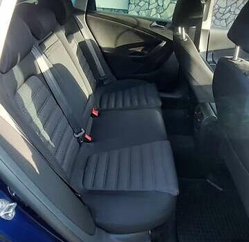 Синий Фольксваген Пассат, объемом двигателя 1.97 л и пробегом 250 тыс. км за 6900 $, фото 10 на Automoto.ua