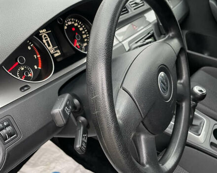 Синій Фольксваген Пассат, об'ємом двигуна 1.4 л та пробігом 248 тис. км за 6350 $, фото 24 на Automoto.ua