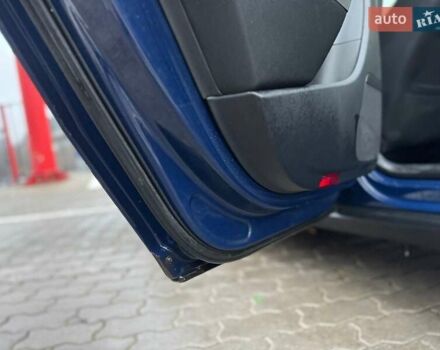 Синий Фольксваген Пассат, объемом двигателя 1.97 л и пробегом 307 тыс. км за 4900 $, фото 11 на Automoto.ua